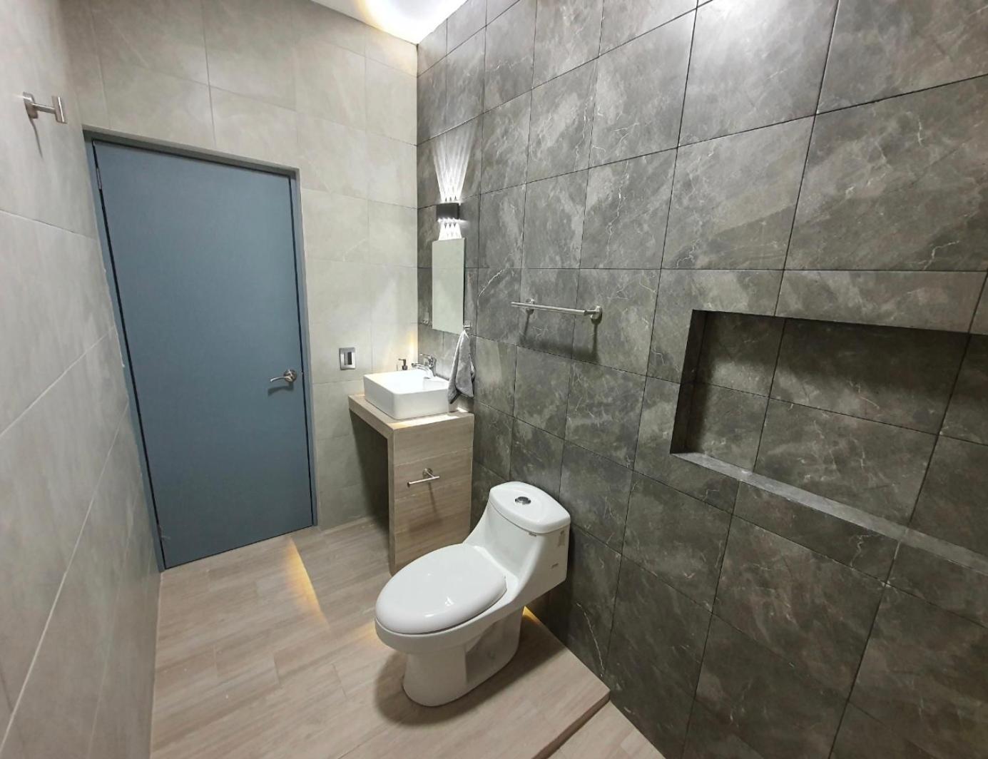 Appartamento Departamento 11 Personas, Centrico A 3 Min De Paseo Durango Esterno foto